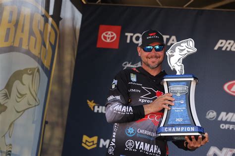 Christie Rights His Ship Wins Bassmaster Elite Series Event At