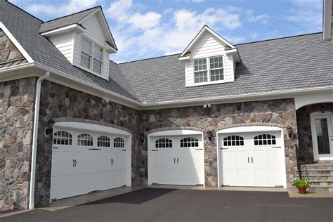 See more ideas about house floor plans, house plans, house design. Beautiful L-shaped 4 car garage to store your collection ...