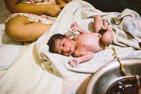 In Pictures An Urban Indian Woman Gives Birth At Home — Quartz India
