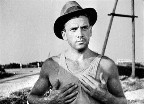 We did not find results for: Massimo Girotti, la nuova convincente monografia di ...