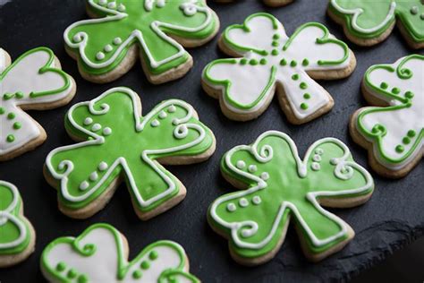 Preparation · cream butter, sugar, eggs and vanilla until fluffy. Traditional Irish desserts, shamrock cupcakes and more St ...