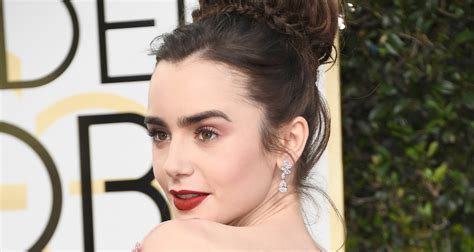 Lily Collins First Golden Globes Was Over Years Ago See The Pic