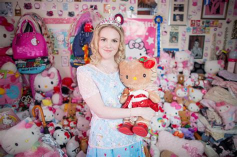 Hello Kitty Obsessive With £50000 Collection Struggles To Find Love