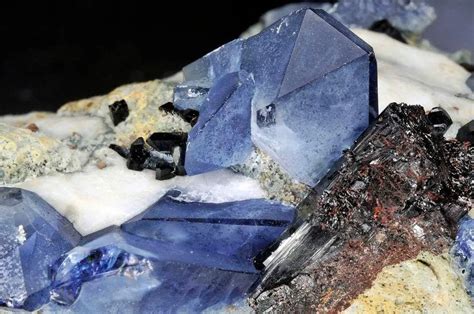10 Finds Of Unique Blue Gemstones Wondermondo