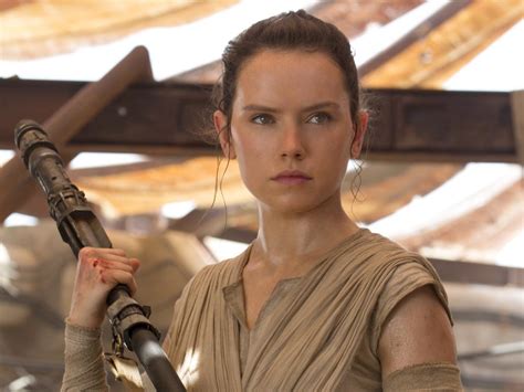 Star Wars Daisy Ridley Says There Will Be A Big Reveal About Reys