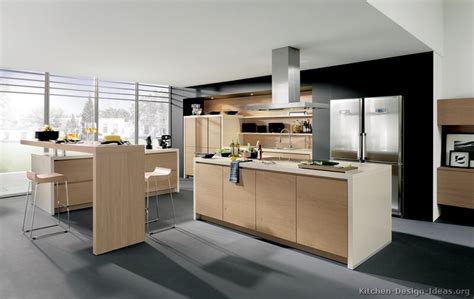 This custom kitchen is a contemporary take on a traditional style. Pictures of Kitchens - Modern - Light Wood Kitchen ...