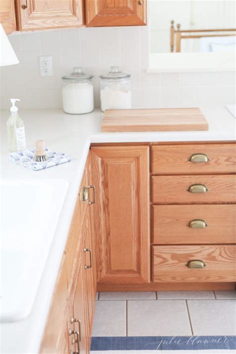 They take a good look at some simple styling: Tips and tricks to update dated oak kitchen cabinets ...