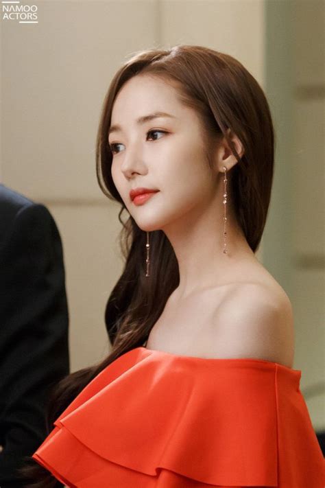 Hampir setiap lawan mainnya dalam serial drama. Dân tình náo loạn vì tưởng Park Min Young bỏ diễn xuất làm ...
