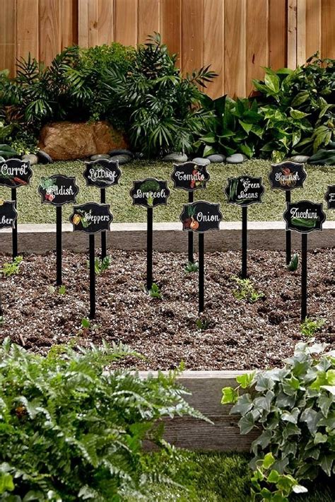 Our handy calendar showing you when to plant veges and flowers in your region, including harvest dates. 35 Garden Markers Ideas & Images | Vegetable garden ...