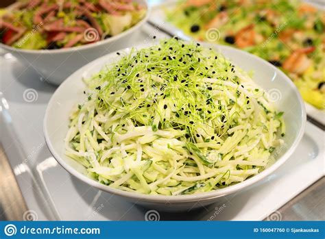Provateli in queste sei ricette. Sacchetta Di Insalata Di Cetriolo, Buffet Aperto ...