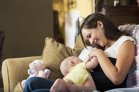 9 Razones Por Las Cuales Dar La Teta Es Mucho Mejor Que El Biberón Estilo De Vida Madres