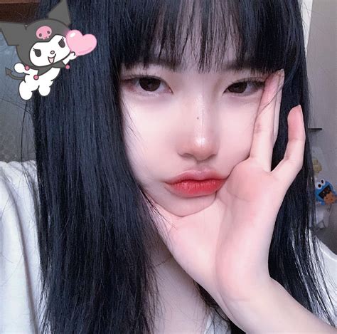 Pin By Skyeling 20 On Girls Asian Makeup Style Ulzzang Girl Aesthetic Girl