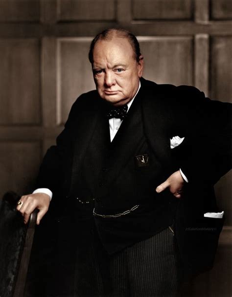 Winston Churchill 1941 650x833 Photos Historiques Personnages Historiques Portraits De