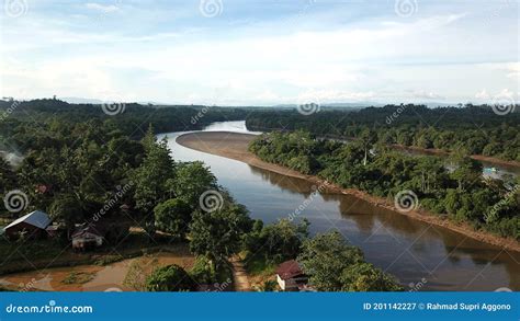 Mahakam River In Borneo Stock Image Image Of Beautiful 201142227