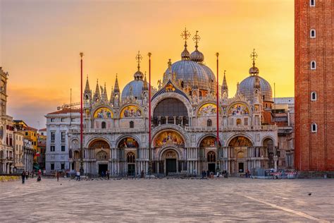 Famous Cathedrals And Holy Places To Visit In Italy