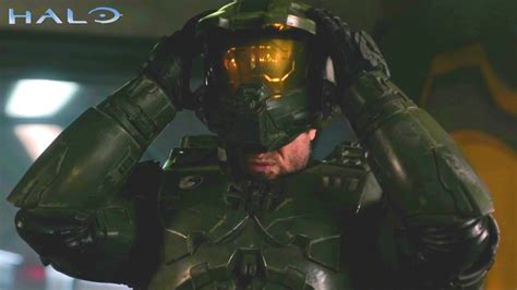 Master Chief Finally Put His Helmet Back On Halo Meme Youtube