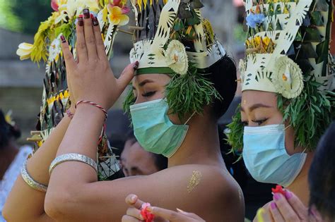 Potret Adat Dan Budaya Bali Di Tengah Pandemi Medcomid