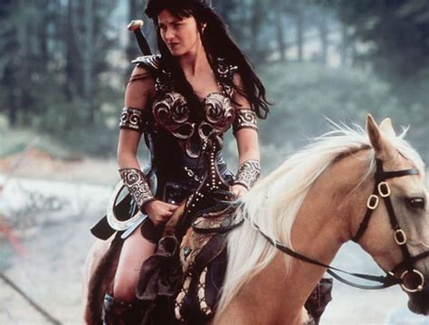 Heres Why Lucy Lawless Still Owns Her Iconic Role As Xena Warrior Princess Geeks
