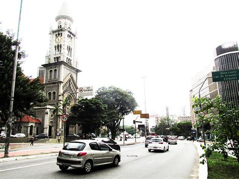 O feriado de 9 de julho, antecipado para a próxima segunda (25/5), é estadual incluindo as regiões do interior. Veja o que abre e o que fecha em SP no feriado antecipado ...