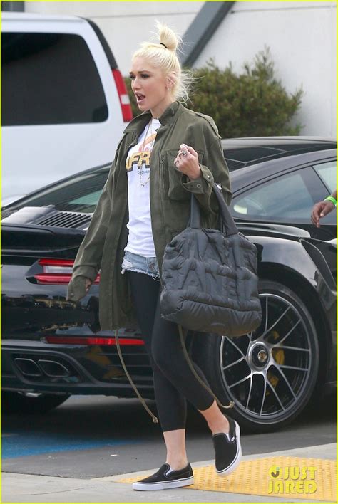 You can also download your favourite shows with the ios, android, or windows 10 app. Gwen Stefani Takes the Kids to Son Kingston's Basketball ...