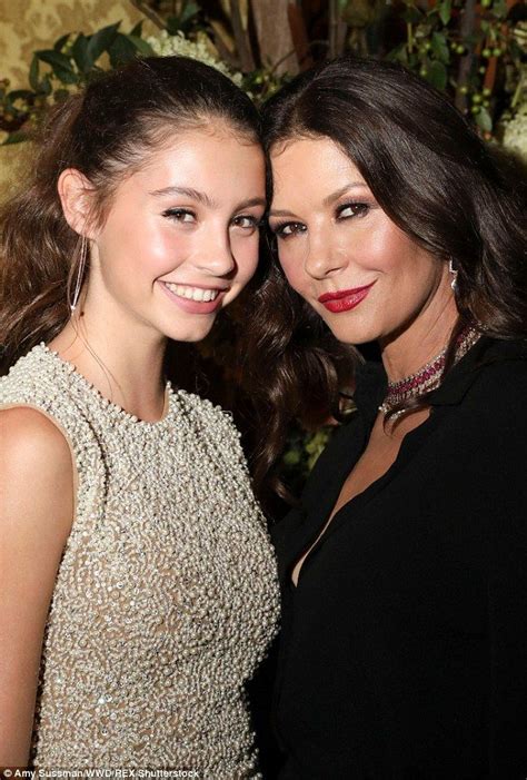 Catherine Zeta Jones And Daughter Carys 15 Are Stylish At Nyfw Event Catherine Zeta Jones