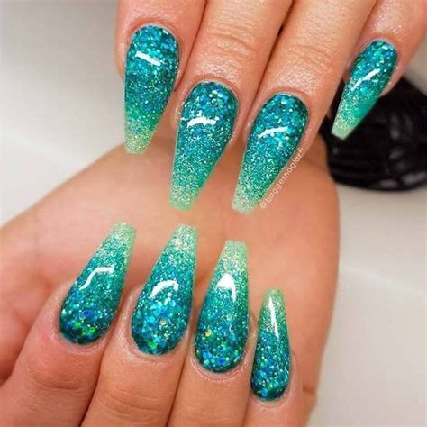 Catchy Summer Nail Designs For Fun Loving Women Ombre Nail Designs