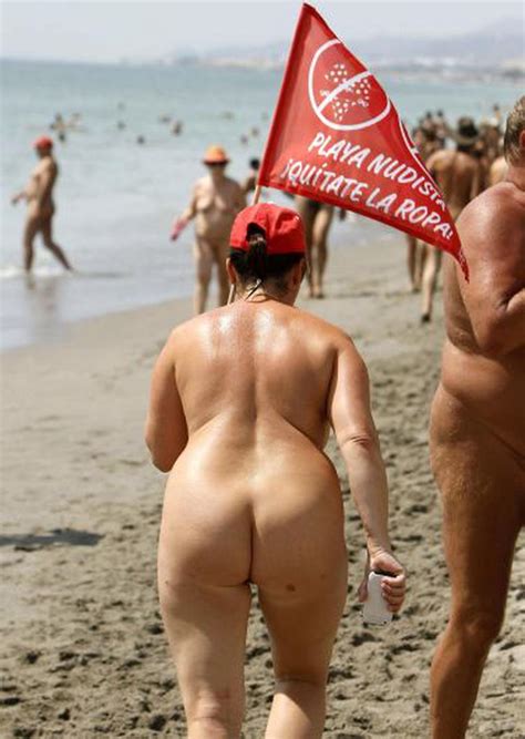 Fotos Playa Espa Ola Consigue R Cord Guinness Por Mayor Ba O Nudista