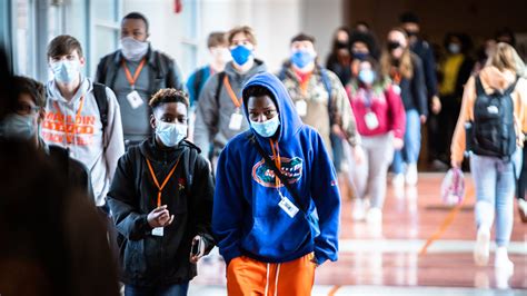 South Carolina students should wear masks in schools, DHEC says