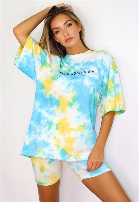 blue-tie-dye-missguided-t-shirt-and-shorts-co-ord-set-missguided
