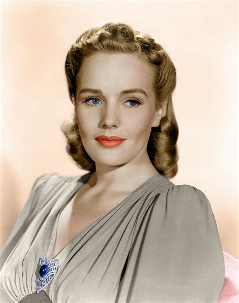 At 22, frances farmer moved to new york city to pursue stage acting. Dazzling Divas: Frances Farmer