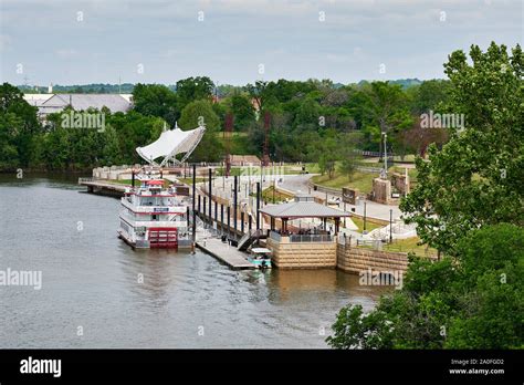 Montgomery Alabama Riverfront Hi Res Stock Photography And Images Alamy