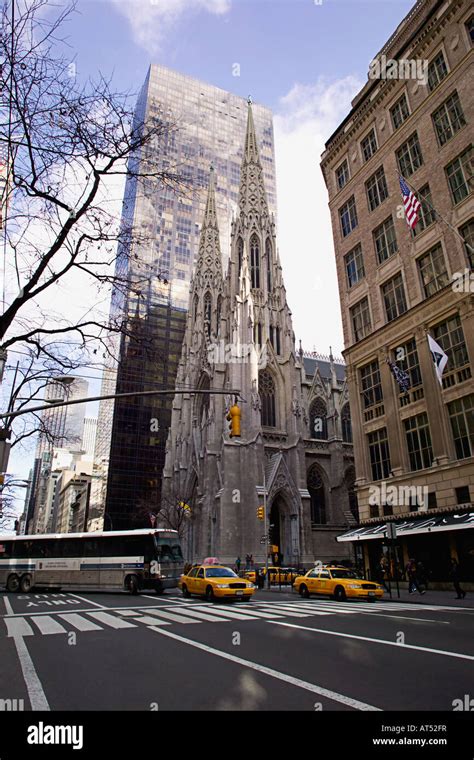 Madison St Patrick S Cathedral Midtown Manhattan New York City New