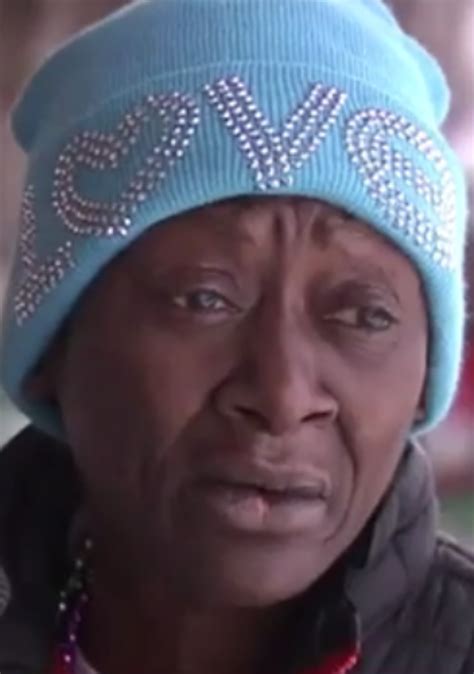 detroit police looking for missing 62 year old woman