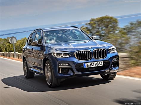 The engine and exhaust noise is clear and present from the 2018 bmw x3 driver's seat. BMW X3 M40i (2018) - picture 27 of 156 - 1024x768