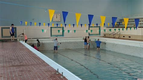 Nymburský Bazén Je Na Suchu Lokomotiva Nymburk Plavecký Oddíl