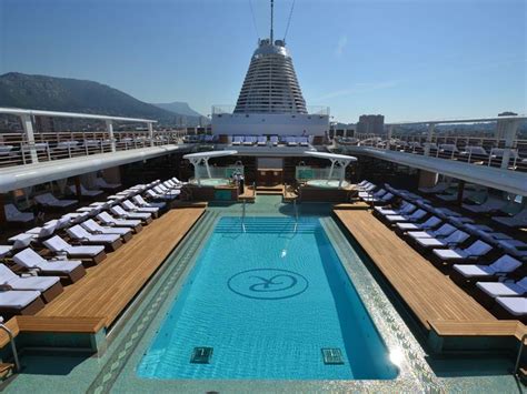 15 Pictures Of The Worlds Most Luxurious Cruise Ship