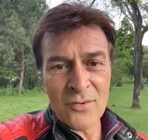 At 57 years old, tony carreira height not available right now. Tony Carreira deixa mensagem especial de Páscoa aos fãs ...