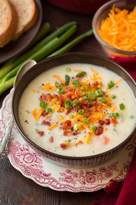 This potato soup with vegetables is a creamy and comforting preparation. The Best Potato Soup Recipe - Cooking Classy