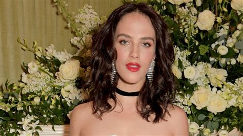 Downton Abbey S Jessica Brown Findlay Marries In Secret Ceremony Hello