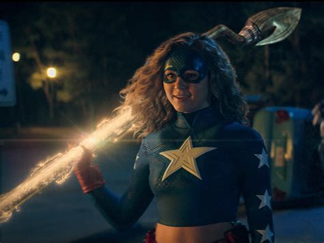 Stargirl Nova Série Do Universo Da Dc Ganha Trailer