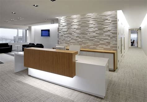 Pin By Eshine On Office Space Office Reception Design Office