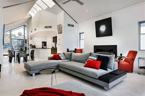 How to decorate a living room with the colors of red, grey, and black. White, red and grey combination! in 2020 | Grey and red living room, Living room red, Living ...