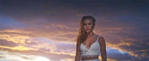 Never forget you is a song by swedish singer zara larsson and british singer and songwriter mnek. Zara Larsson & MNEK's "Never Forget You" Enters Hot 100's ...