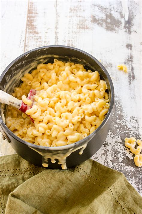 Ingredients · 1 1/2 cups dry elbow macaroni shells or cavatappi · 3 tablespoons butter or margarine · 3 tablespoons all purpose flour · 2 cups milk . Easy Stove Top Macaroni and Cheese - Lisa's Dinnertime Dish