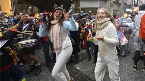 Cologne Carnival Police Record 22 Sexual Assaults Bbc News