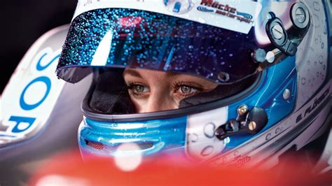 Das niederländische van amersfoort team nahm sie unter vertrag, nachdem. Sophia Floersch races beast of a sport: Formula 3 at 18 ...