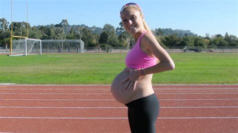 For Pregnant Marathoners Two Endurance Tests The New York Times
