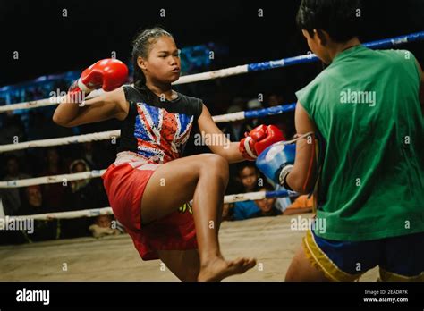 Muay Thai Girl Fighter During Fight 2 Stock Photo Alamy