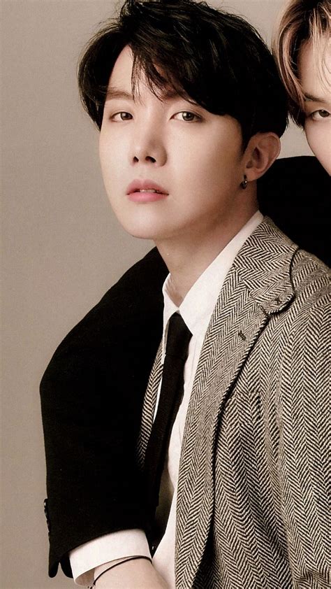 In this video we will learn how to say jung hoseok or how to pronounce jung hoseok. Pin by Sery on BTS || JHOPE | Bts face, Jung hoseok, Hoseok