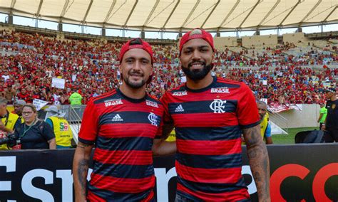 Jogador e clube vivem momento. MRN » Gabi e Arrascaeta atingem 100 jogos pelo Flamengo ...